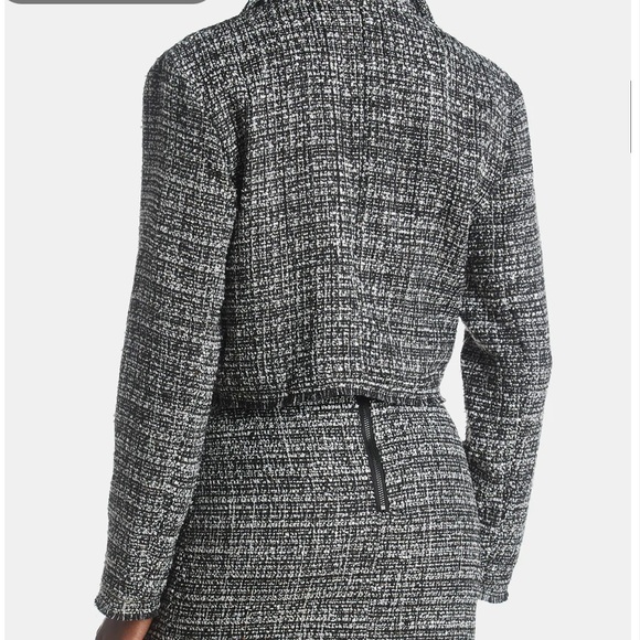 En Saison- Noelle Tweed Cropped Jacket, size Small - Picture 4 of 6